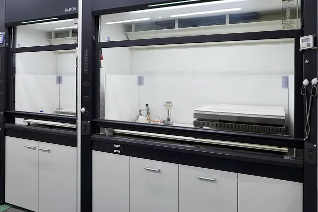 制御風速型酸分解用ドラフトチャンバー