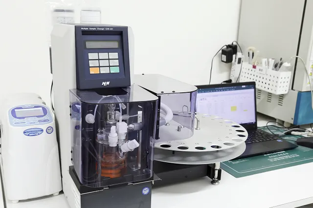 カールフィッシャー水分計